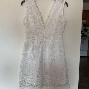 White v-neck lace dress